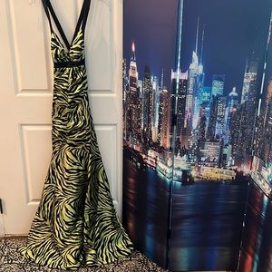 Morgan & Co. Formal Gown